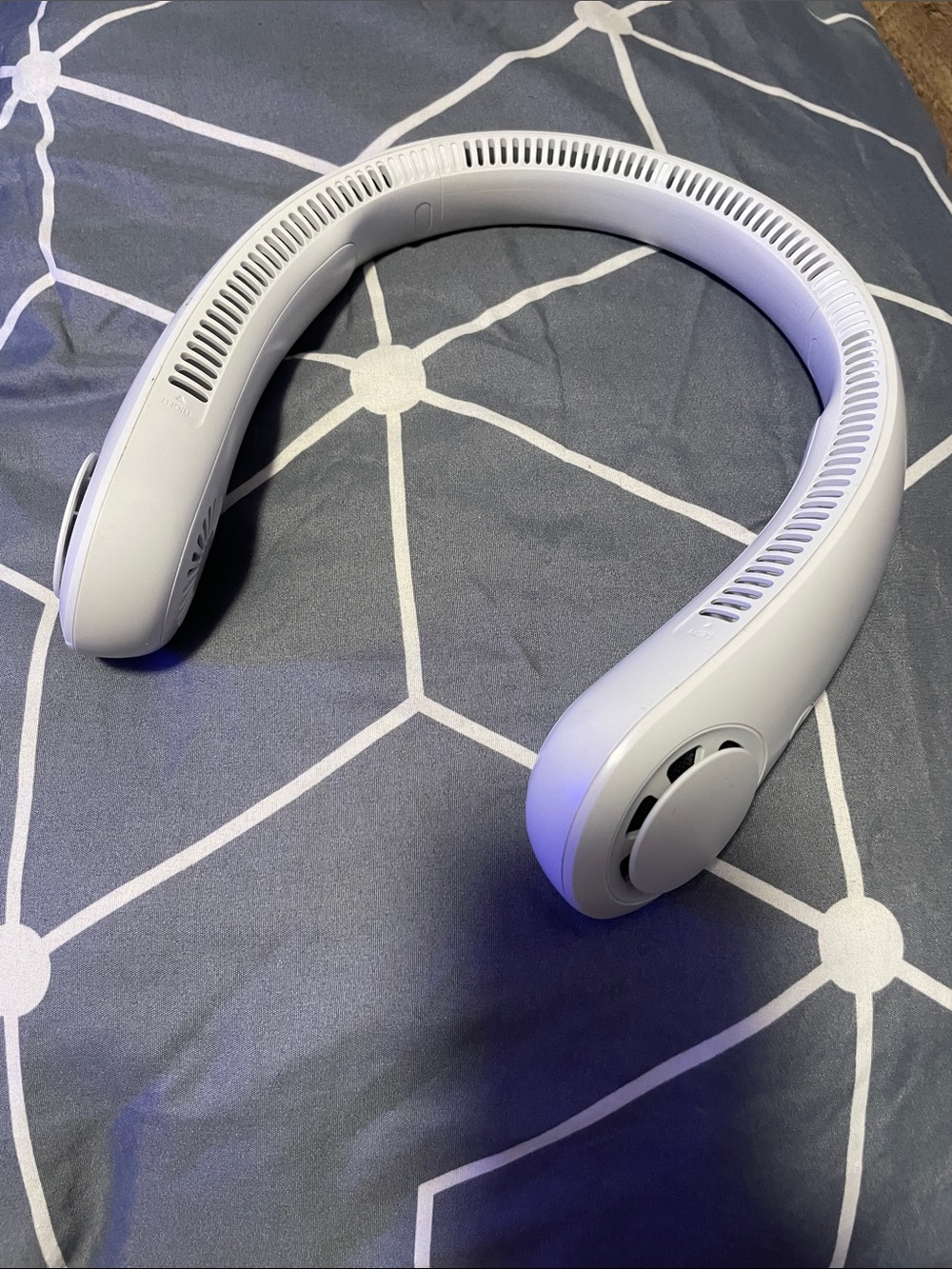 Hands-Free Neck Fan- White